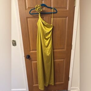 Muse by Marchesa - Amazing upcycle ♻️ opportunity